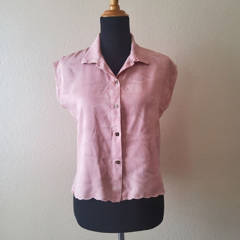 NWOT Current/Elliott Camo Print Button Down Boxy Crop Dreamer Top